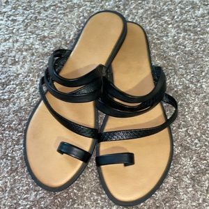 Kenneth Cole Sandal